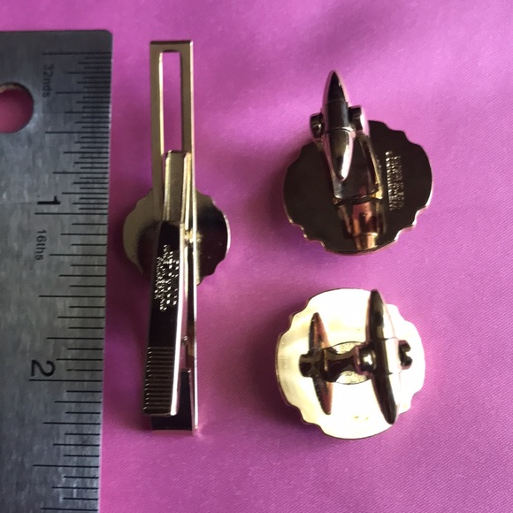 Vintage Rare Wedgewood gold tone 3p/c cuff links and tie clip. Made in England - Picture 8 of 8